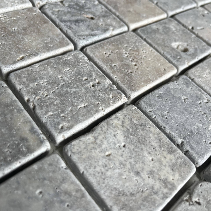 Mosaïque travertin Gris 4,8x4,8 - plaque de 30,5x30,5 cm - 1cm épaisseur