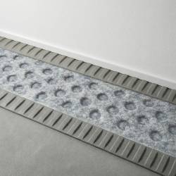 Pour assurer l’étanchéité et la désolidarisation au sol, en intérieur comme en extérieur.